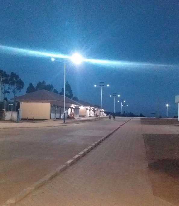 汉阴县非洲科特迪瓦太阳能路灯工程